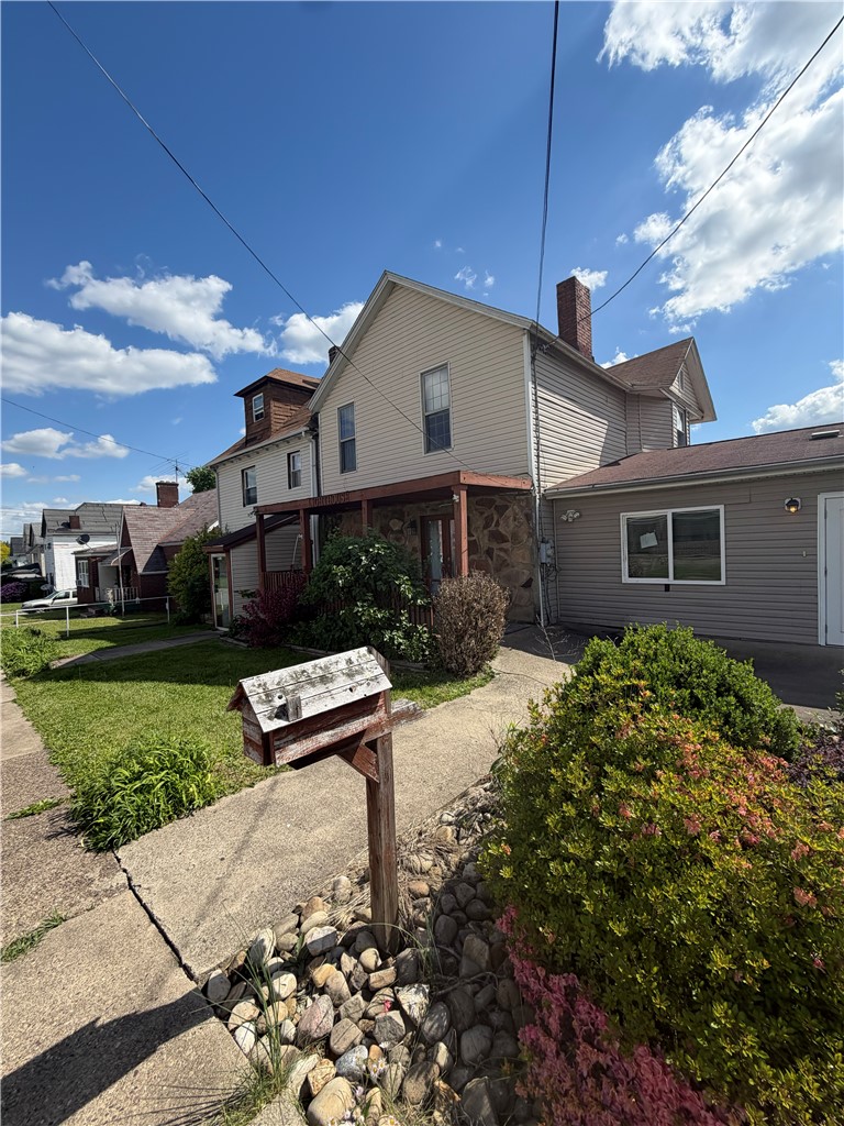 1007 -1005 Park St — photo