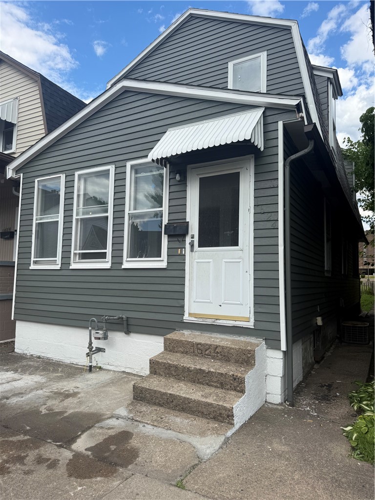 1624 4th Ave — photo
