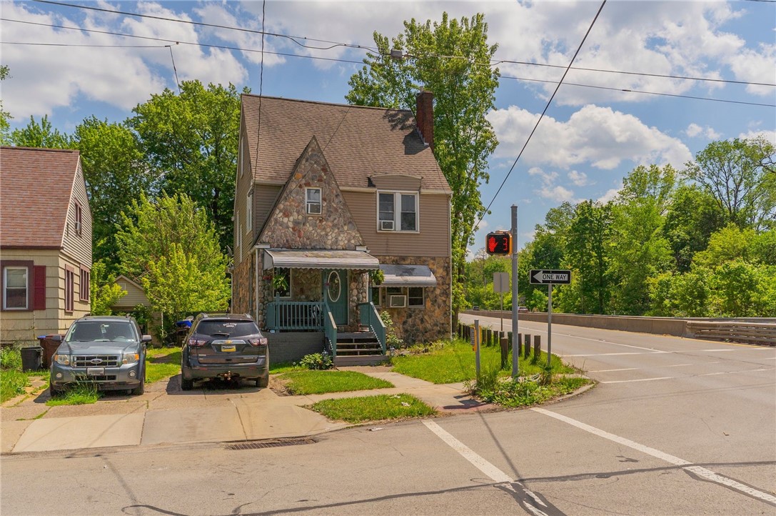 343 S Myers Ave — photo