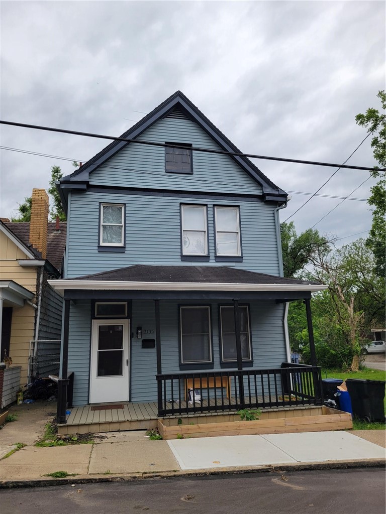 2735 Zephyr Ave — photo