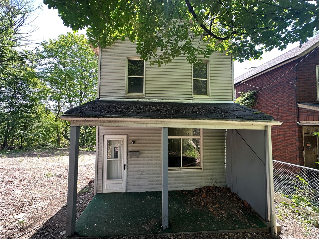 1302 Coal St — photo