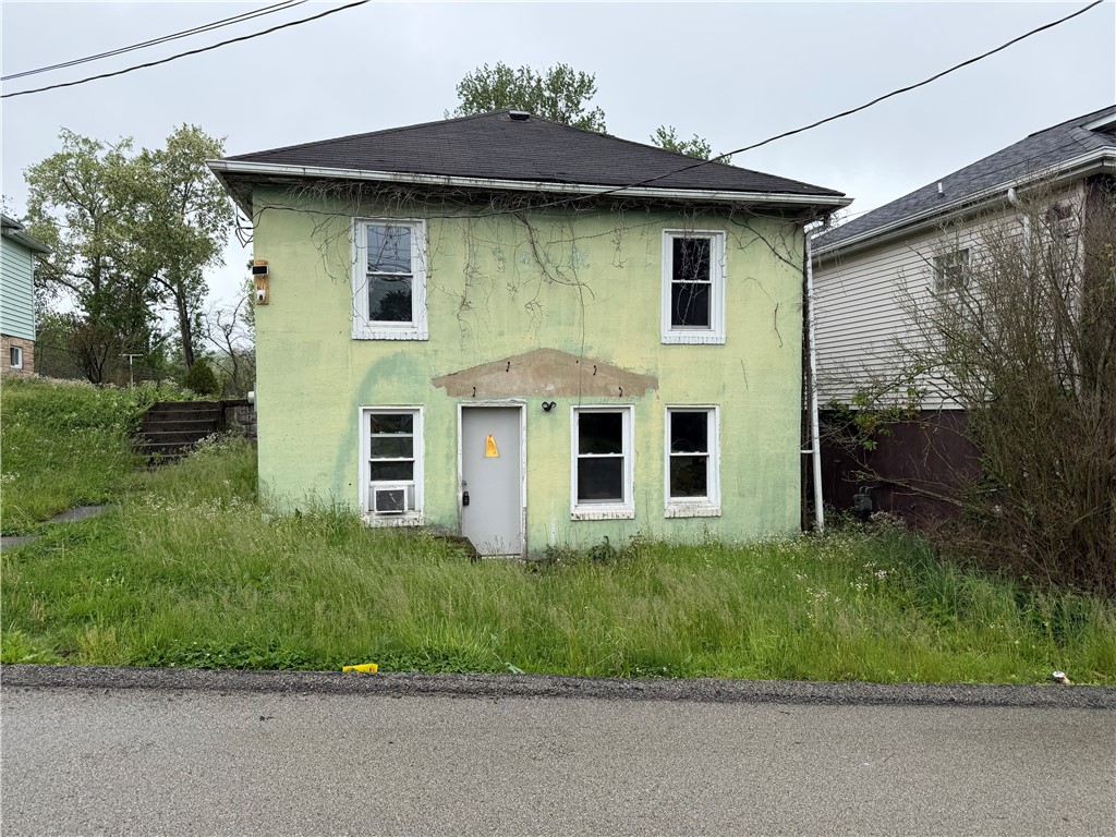 1063 Main St. — photo