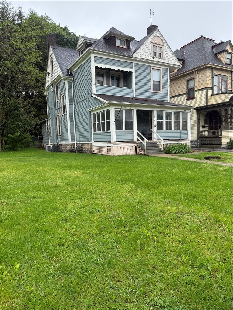 434 N Croton Ave — photo