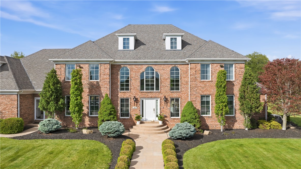10 Carriage Trade Dr — photo