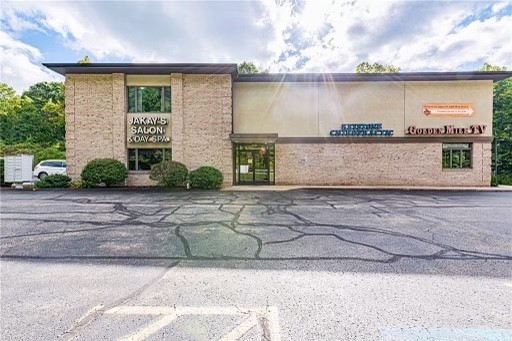 2750 Golden Mile Hwy — photo