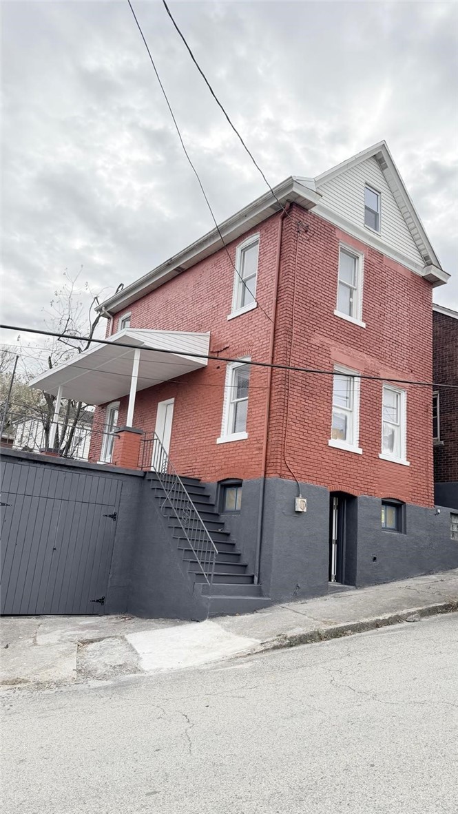 1016 Mcmahon Ave — photo