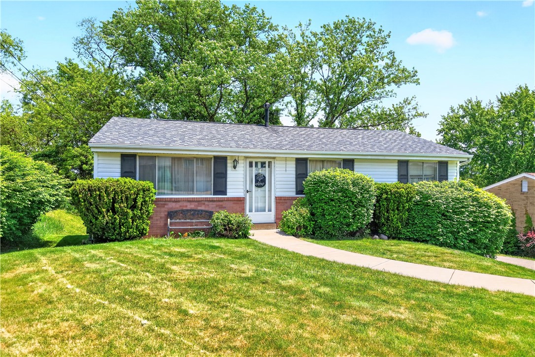 35 Frances Dr — photo
