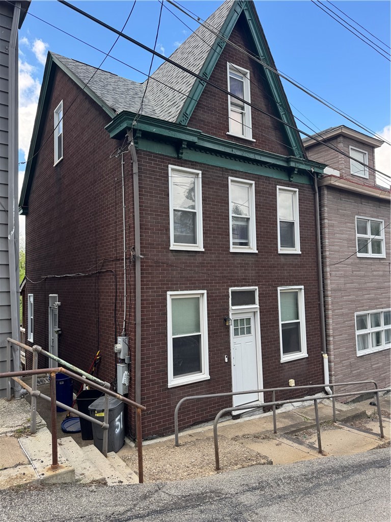 51 Sterling St — photo