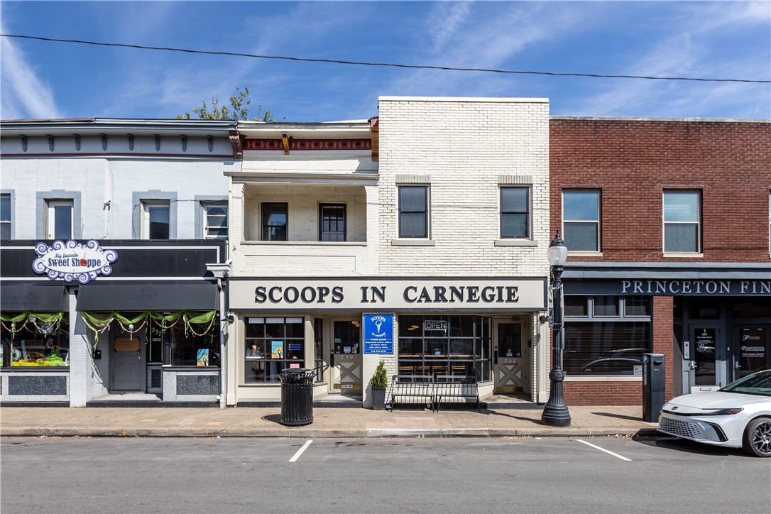 239-241 E Main Street — photo