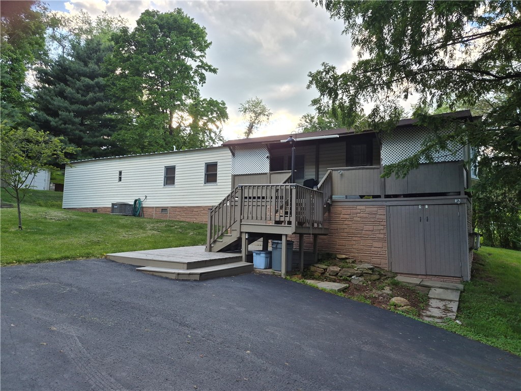 4008 Finleyville Elrama Rd — photo