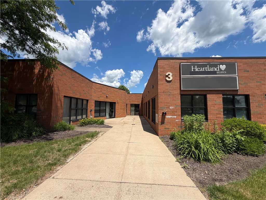 3520 Route 130 — photo