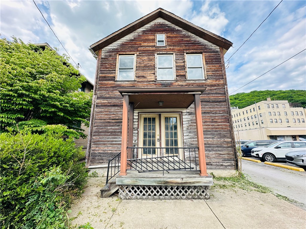 222 S Jefferson St — photo