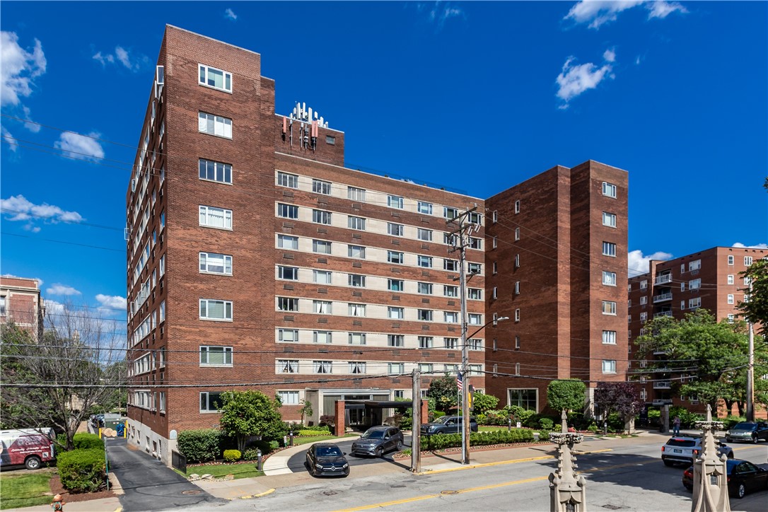 128 N Craig 416 — photo