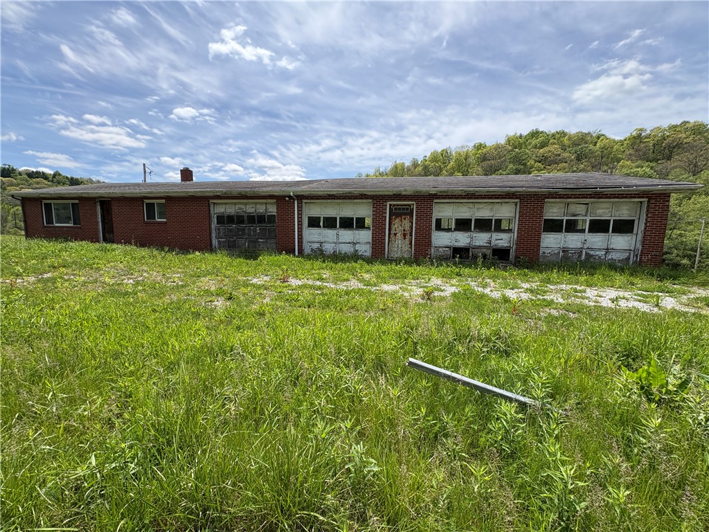 5479 Route 422 Hwy — photo