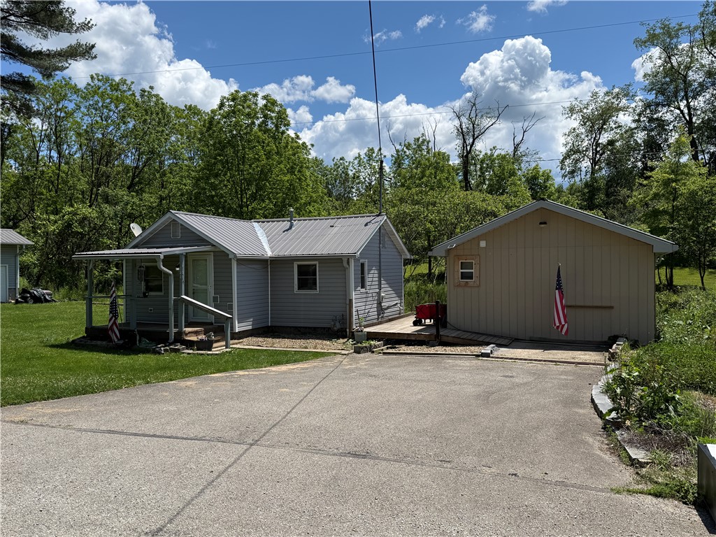 144 Scott Rd — photo