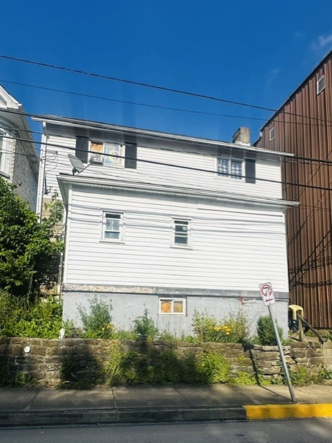 441 Brown St — photo