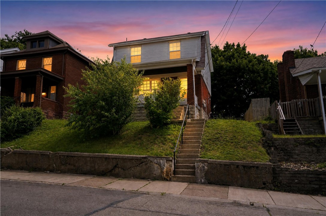 2305 Walton Ave — photo
