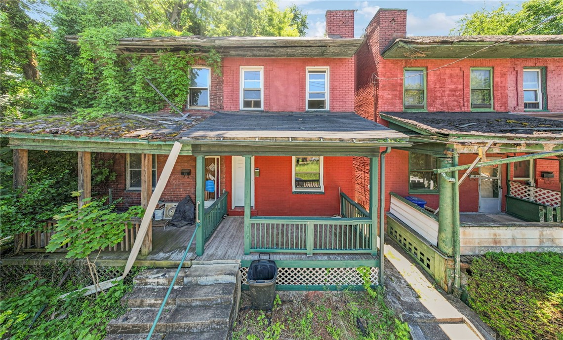 203 W Burgess Street — photo