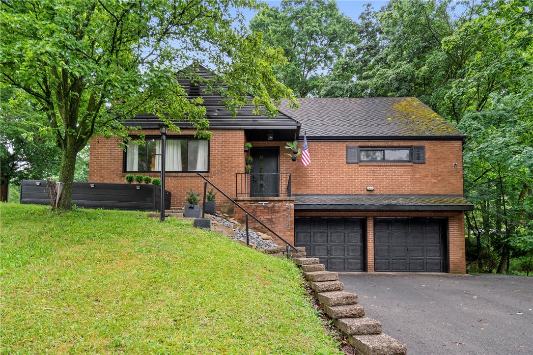 328 Thompson Run Road, Shaler, PA 15237
