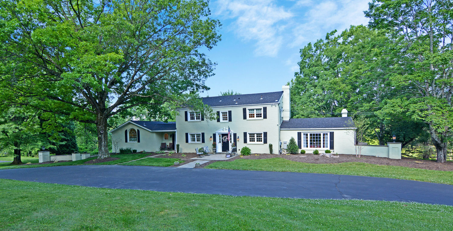 110 Chapel Knoll Drive — photo