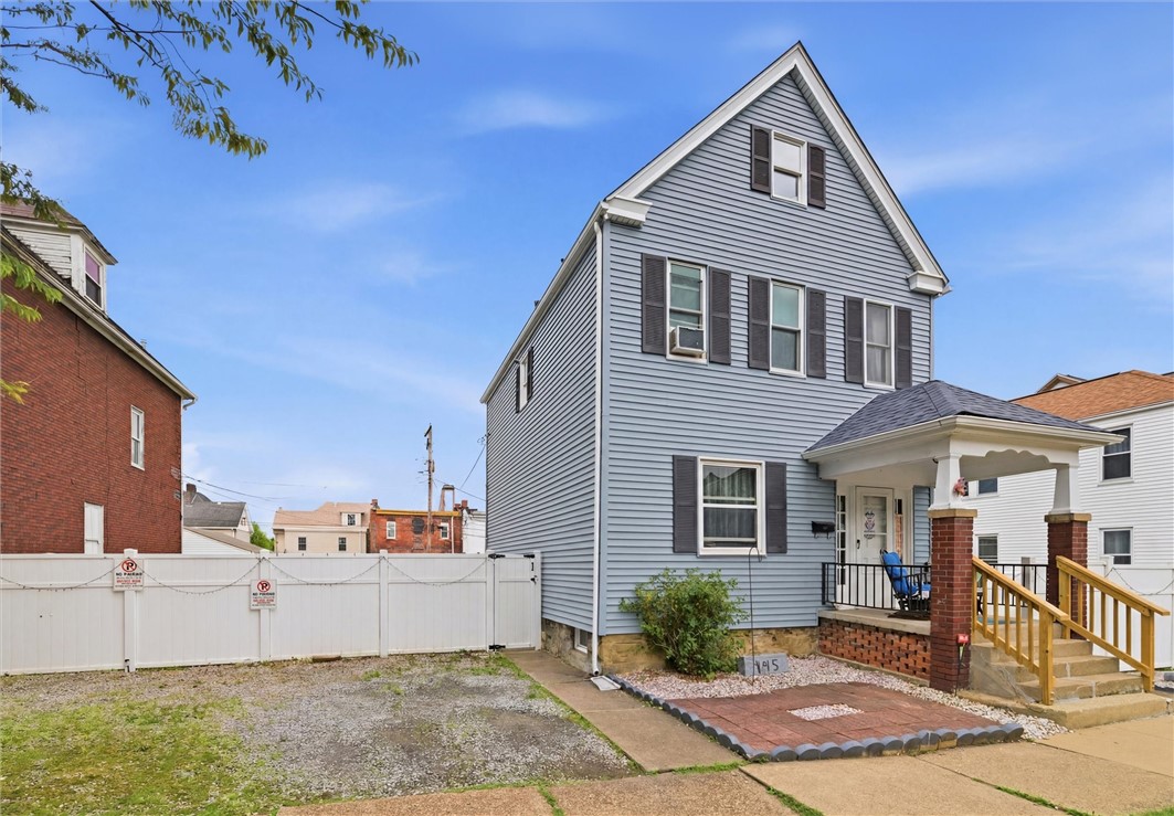 145 Jefferson Ave — photo