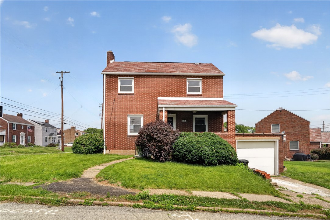 1010 Elmwood St — photo