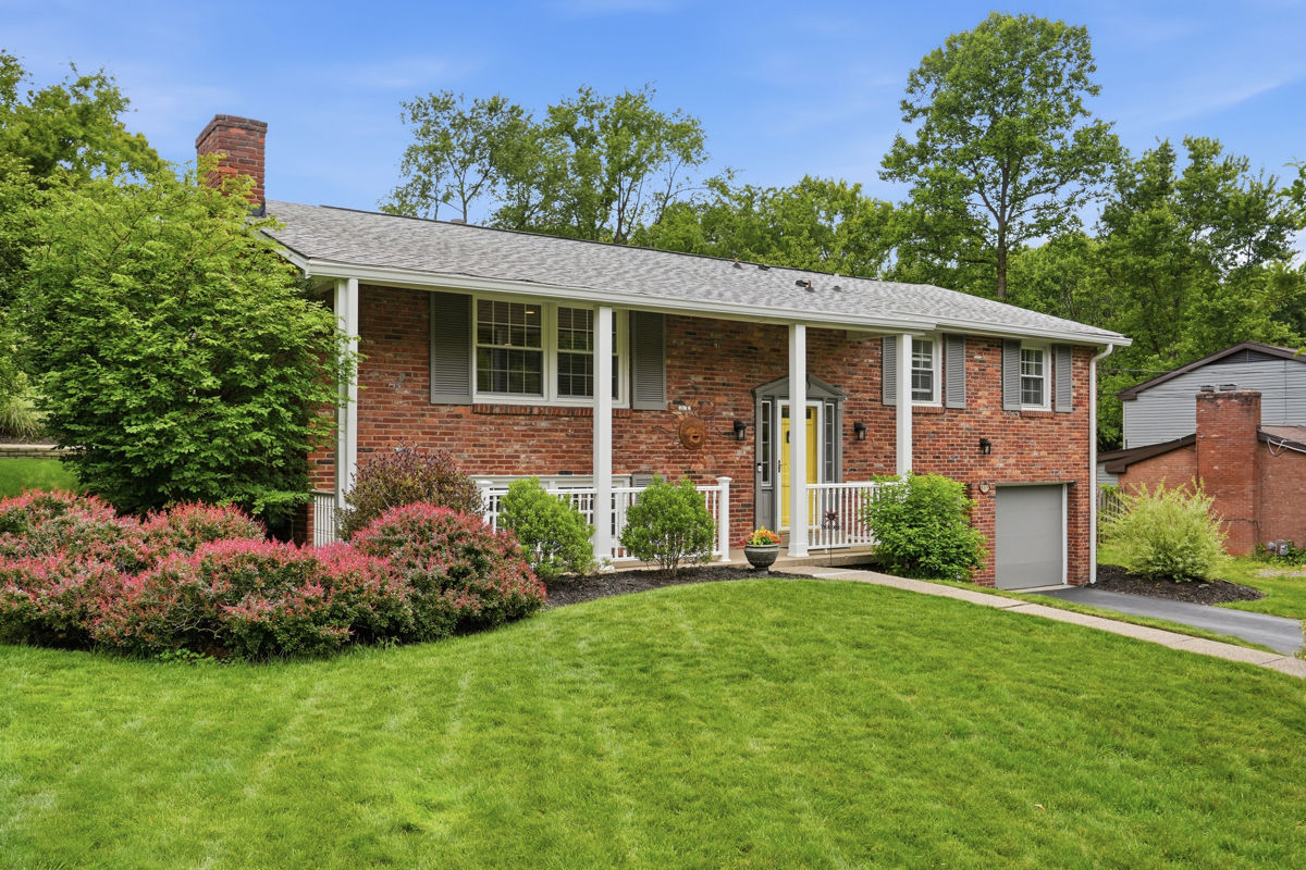 113 Farmingdale Drive — photo