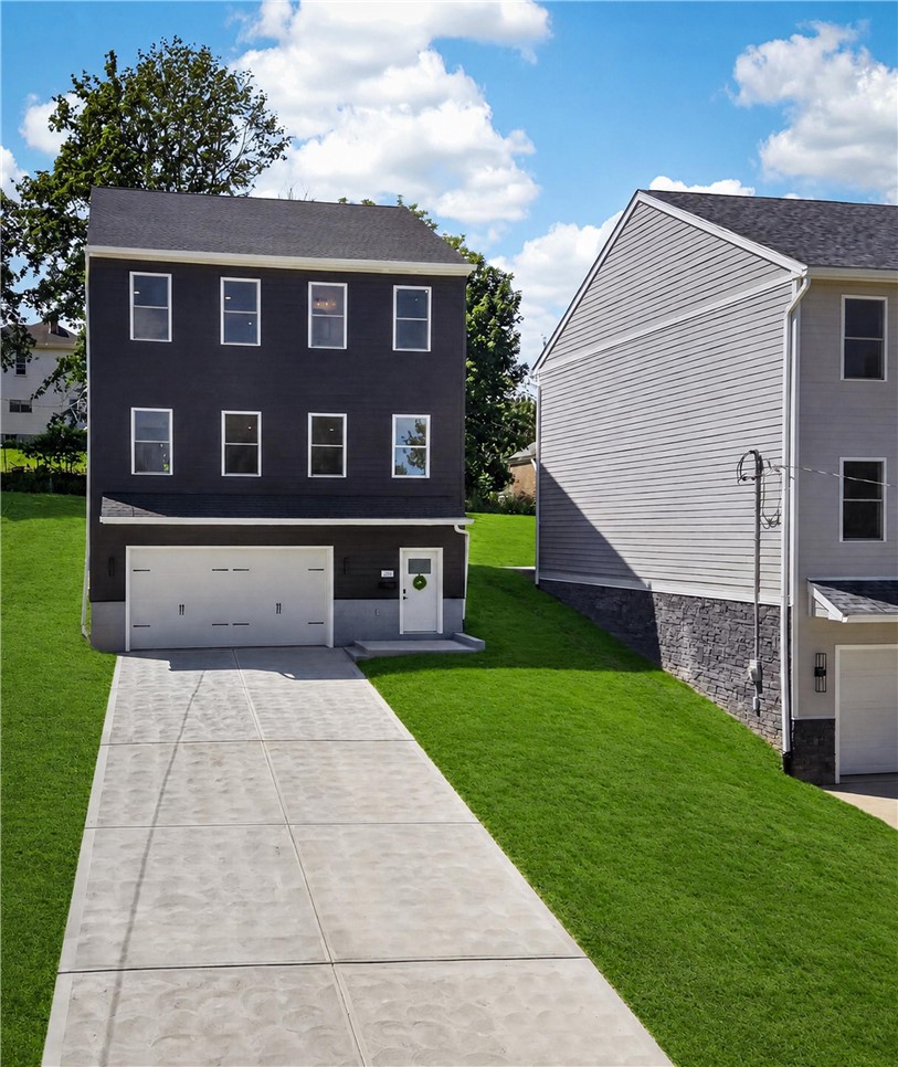 221 Willbert Street — photo