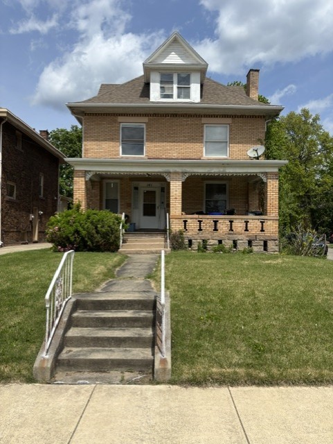 141 E Leasure Ave — photo
