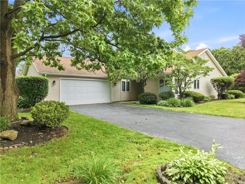 187 Jonathan Place — photo