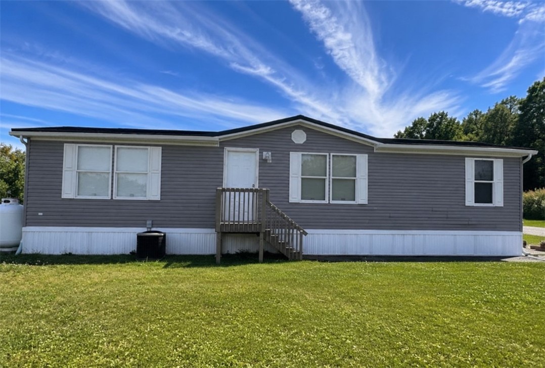 33 High View Dr — photo