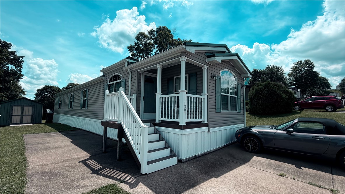 130 Brians Ct — photo