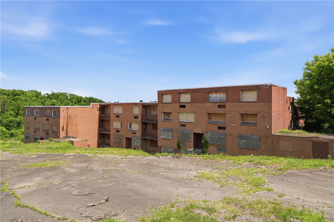741 Camp Hollow Rd — photo