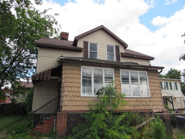 743 Spence Way — photo