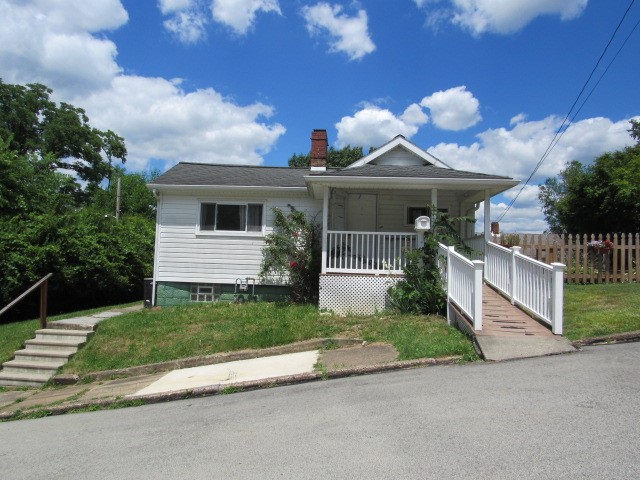 807 Kennedy Street — photo