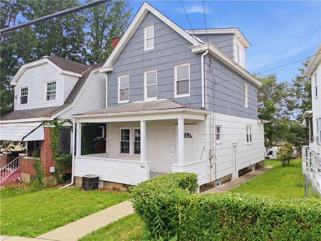 2412 Grandview — photo