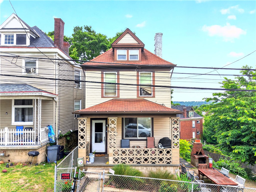 1218 Mutual St — photo