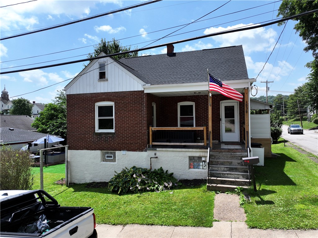 1030 Scott Avenue — photo