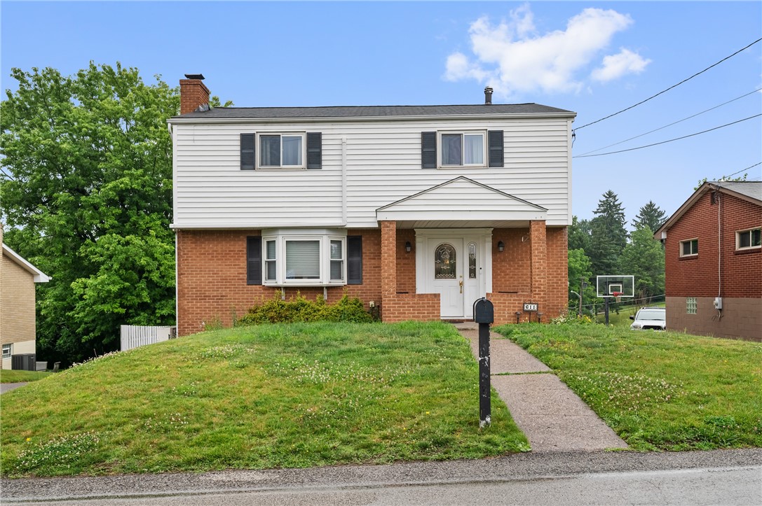 611 Pikeview Dr — photo
