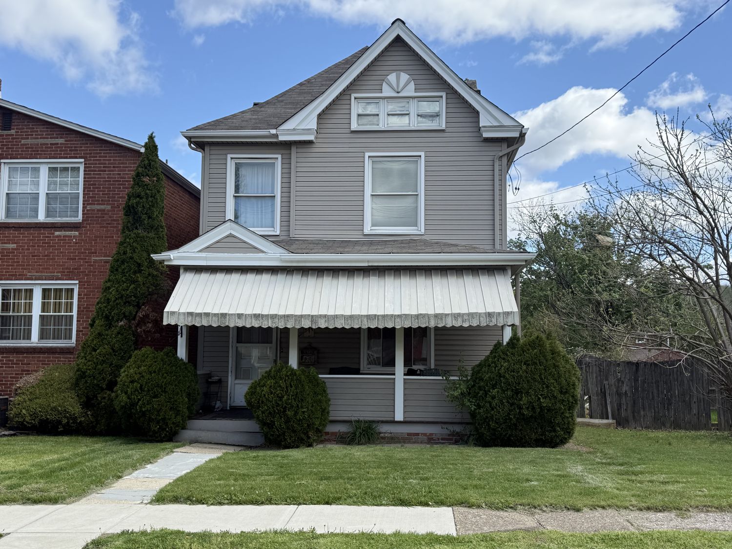 909 Fawcett Avenue — photo