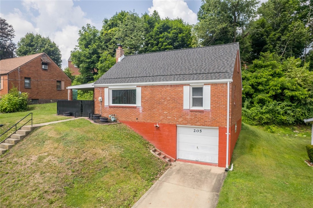 205 Maryellen Dr — photo