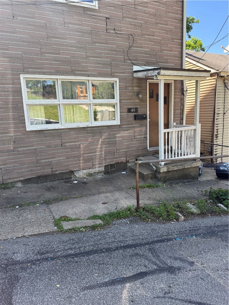 49 Sterling St — photo