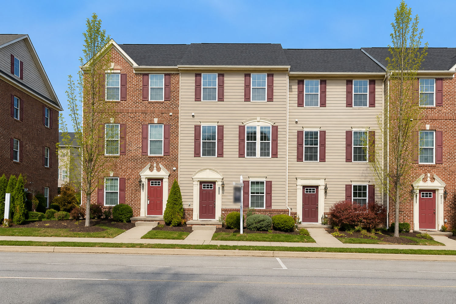 614 Fairgate Drive — photo