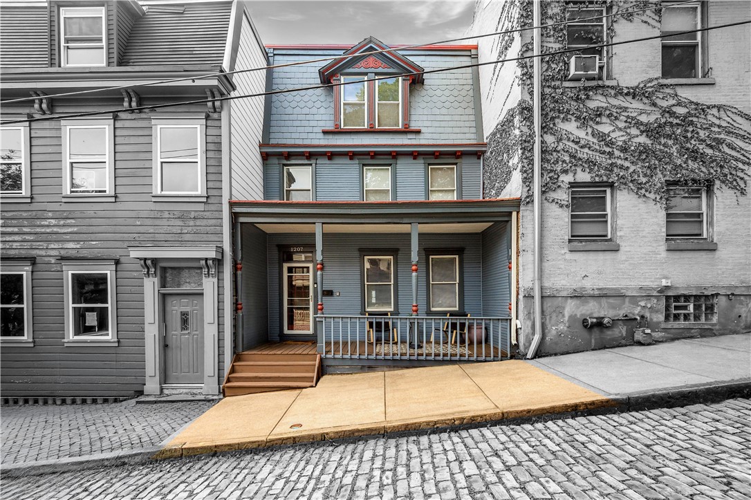 1207 Linden Pl — photo