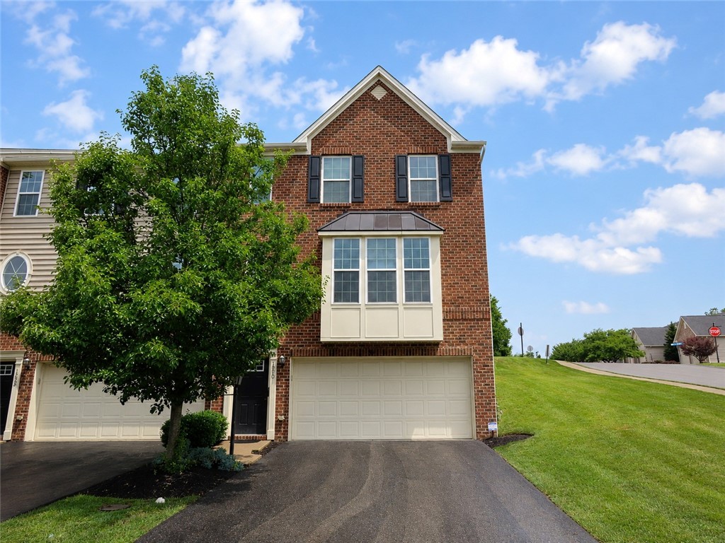 1000 Grey Fox Cir — photo