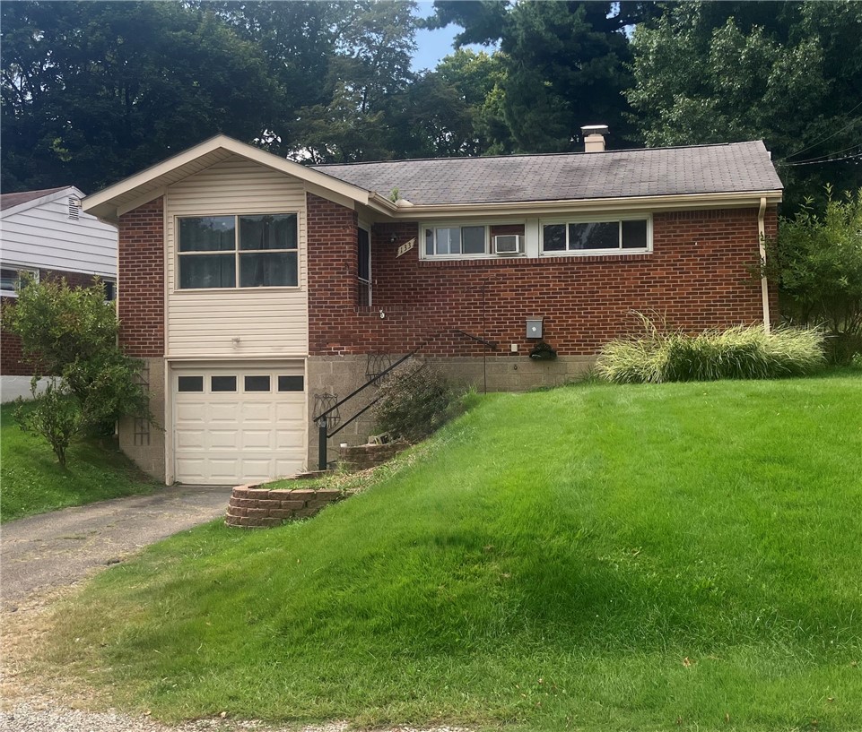 133 Windsor Dr — photo