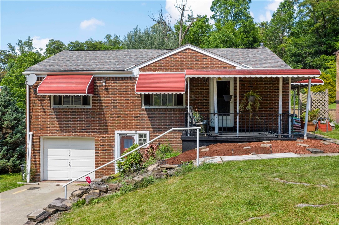 529 Naysmith Rd — photo