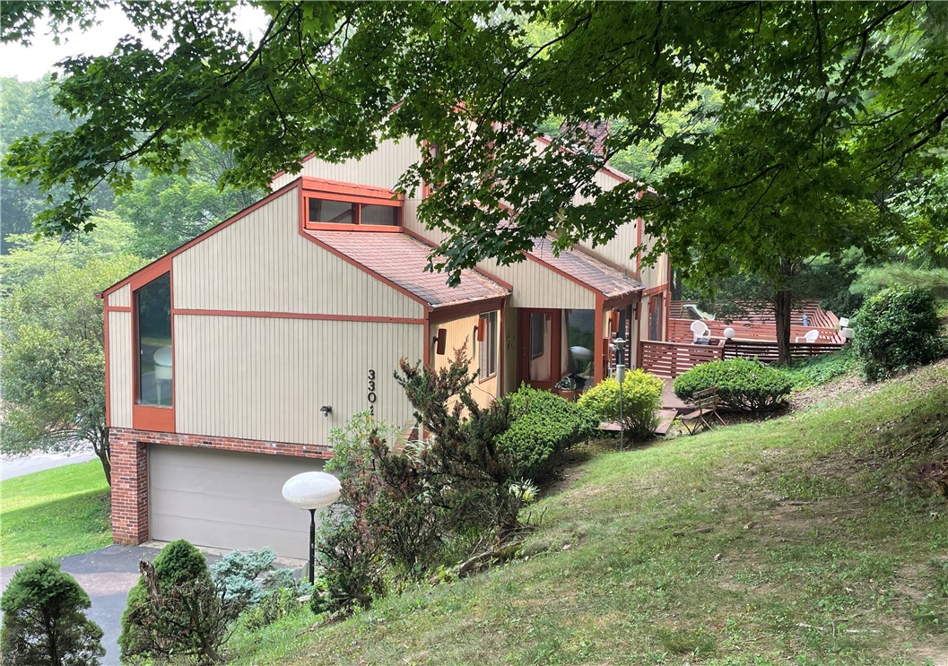 3301 Brookdale Drive — photo