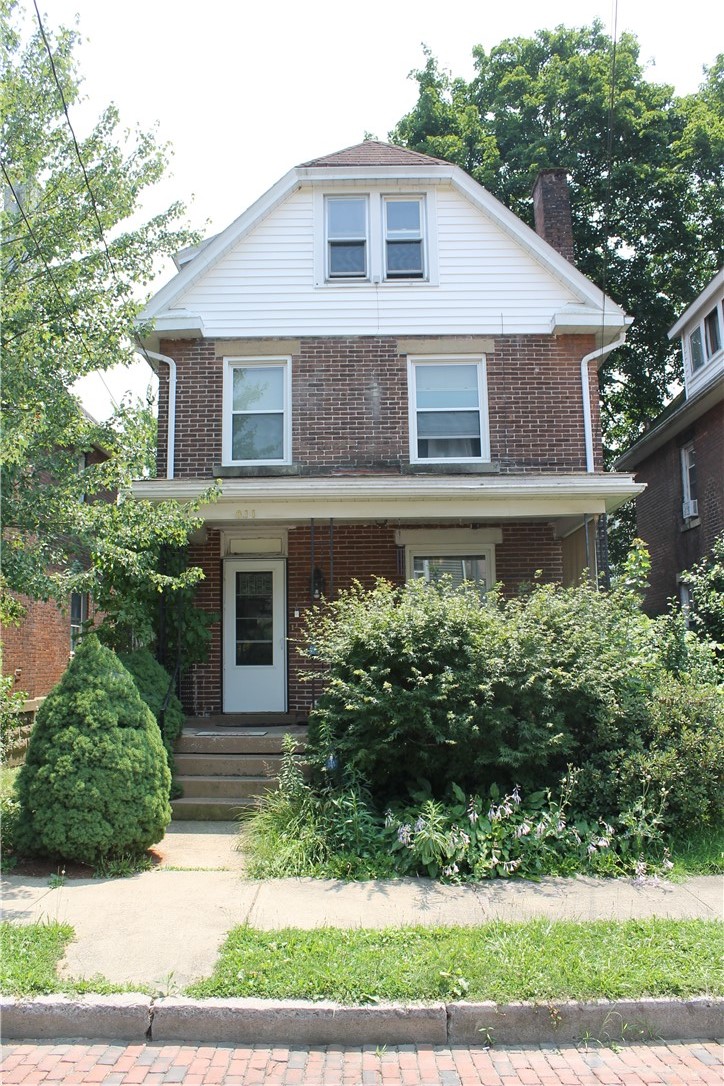 811 Wood St. — photo