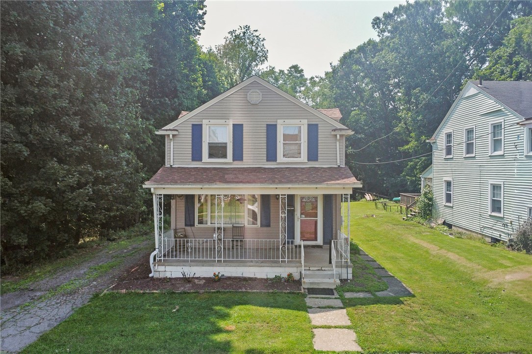 1709 Irwin St — photo